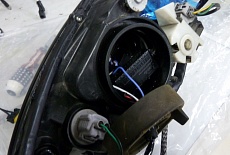 Замена галогеновых линз на светодиодные линзы 2.5" - Mazda RX8 (2003 -2012)